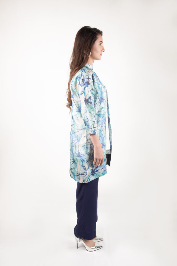 Cotton net cardigan with embroidered chicken cotton top and stone fabric trouser. 3 pieces set - Image 3